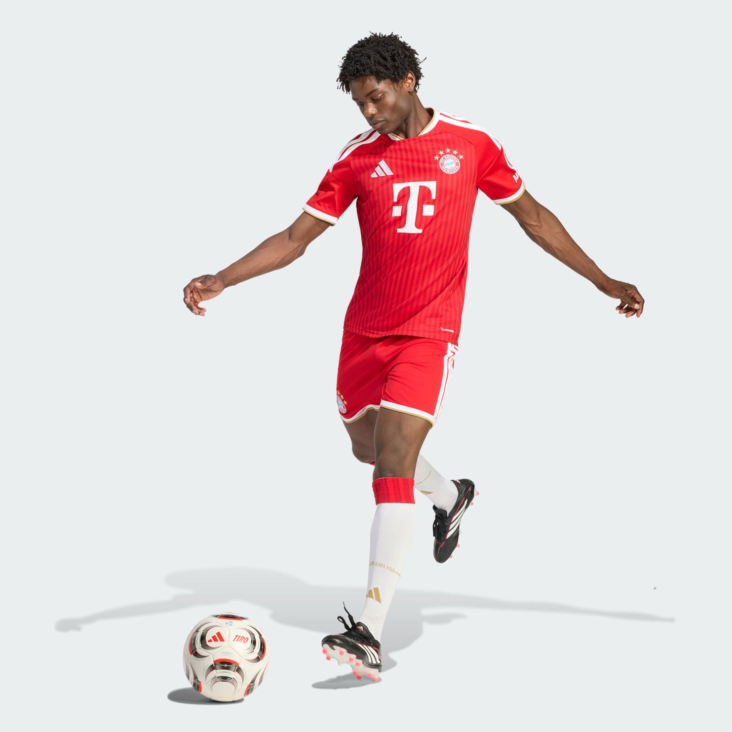 Camisa Adidas Bayern de Munique 2026/27 I
