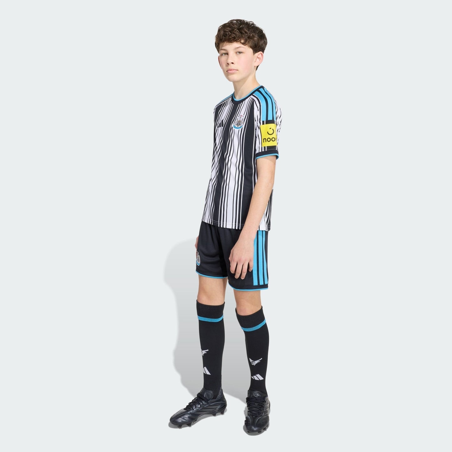Conjunto Infantil Adidas Newcastle 2026/27 I